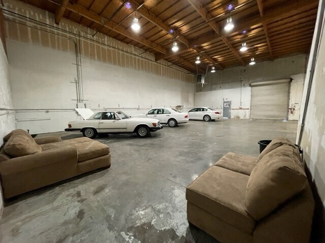 More Photos Of 110 Railroad Ave, Suisun City Flex For Lease