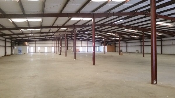 More Photos Of 905 Main St N, Pearson Warehouse For Sale
