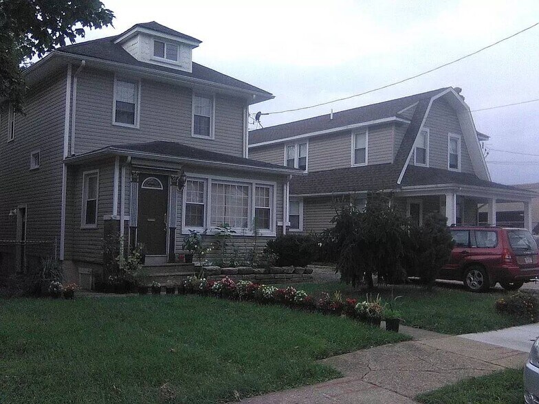 More Photos Of 2038 Grant Ave, Philadelphia Specialty For Sale