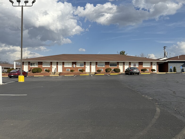 More Photos Of 3411 Rosener Rd, Park Hills Hotel For Sale