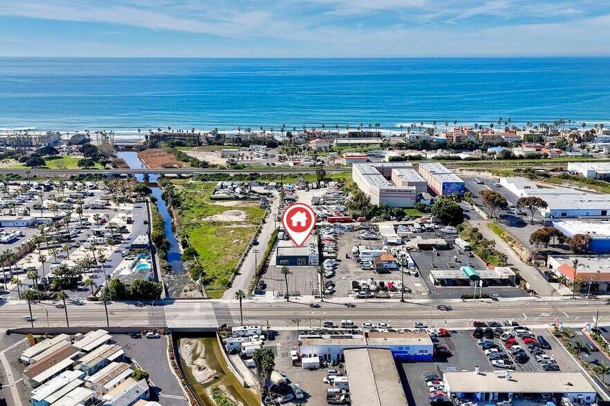 More Photos Of 1523 S Coast Hwy, Oceanside Freestanding For Lease