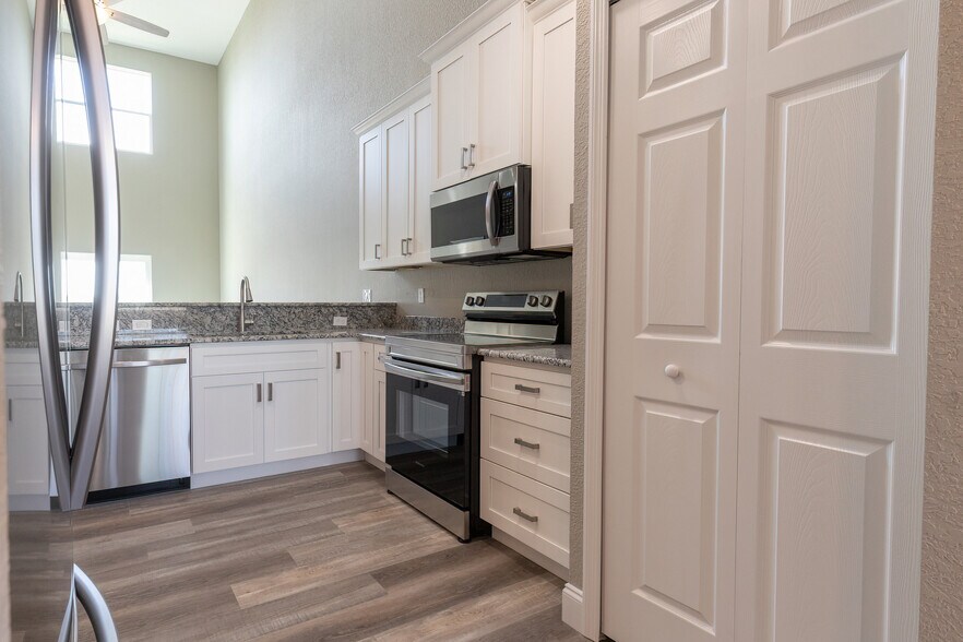 More Photos Of 1900 Oasis Blvd, Sebring Land For Sale