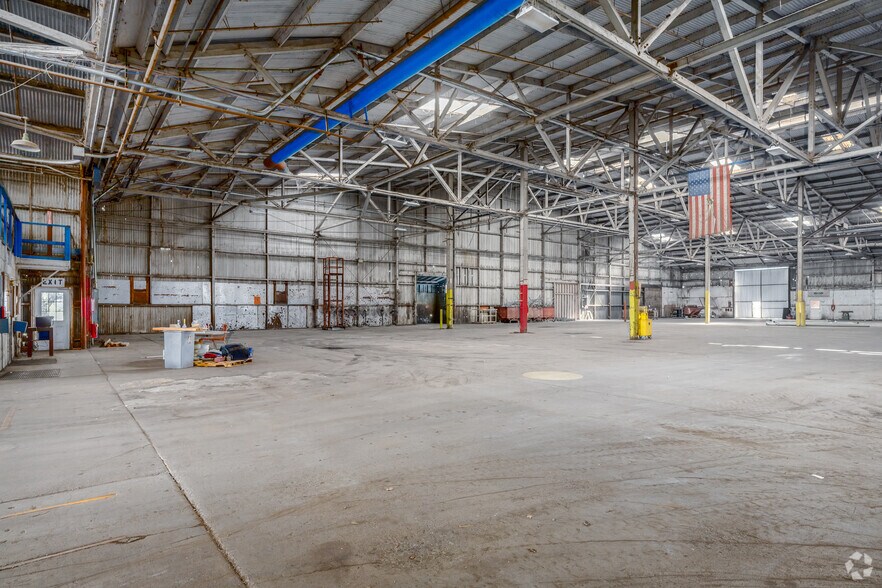 More Photos Of 1980 Kusel Rd, Oroville Manufacturing For Lease