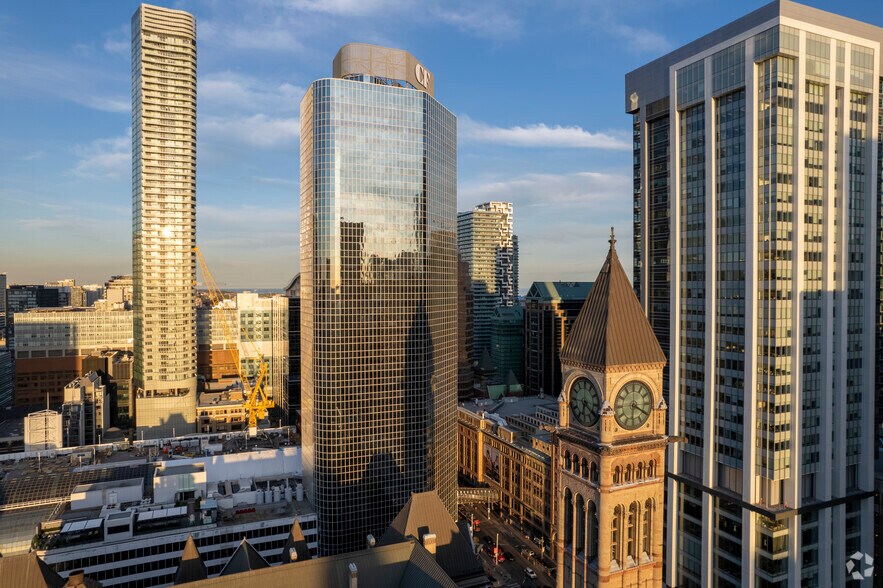 More Photos Of 20 Queen St W, Toronto Office For Lease