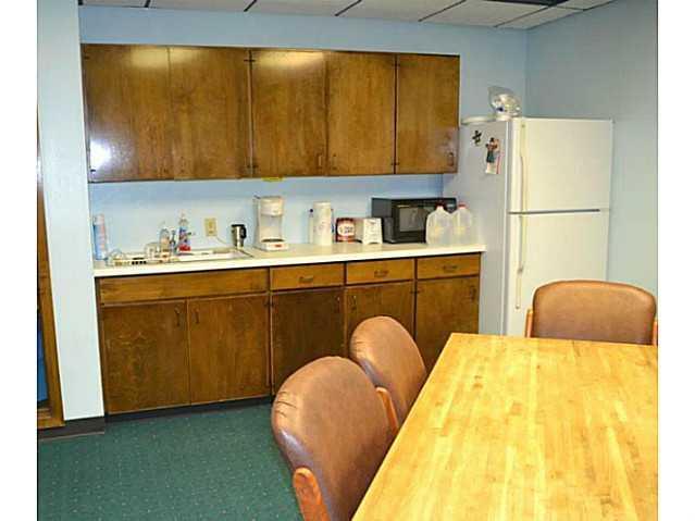 More Photos Of 2375 N Thompkins Ave, Bethany Medical For Sale