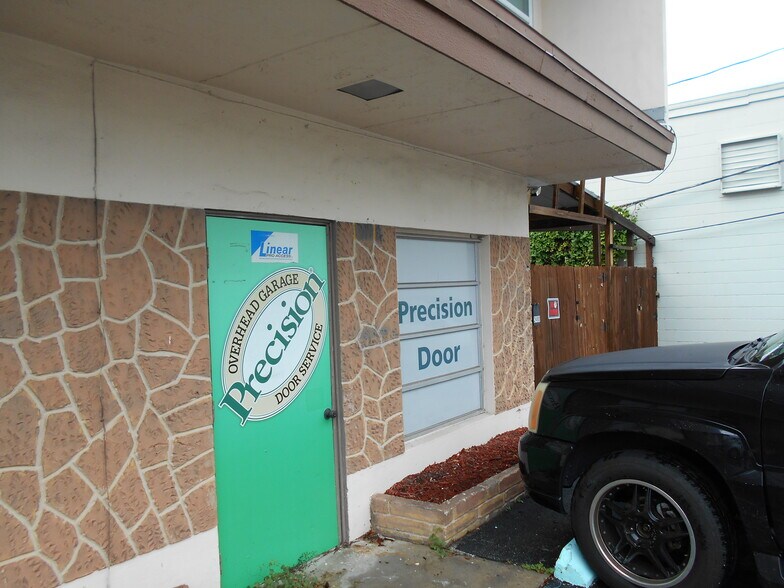 More Photos Of 2400 25th St N, Saint Petersburg Office For Sale