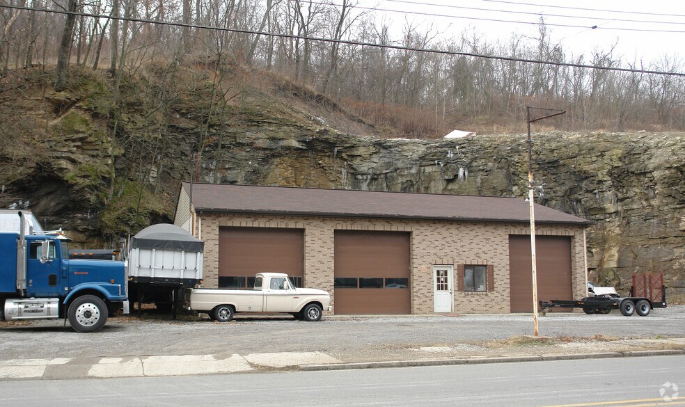 More Photos Of 1235 Evergreen Rd, Pittsburgh Auto Repair For Sale