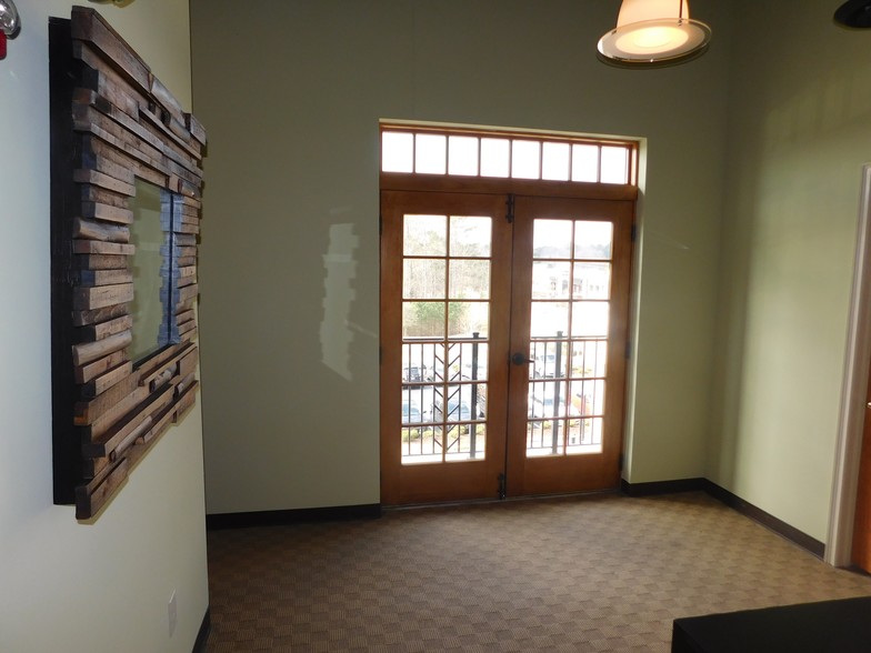 More Photos Of 350 Town Center Ave, Suwanee Office For Lease