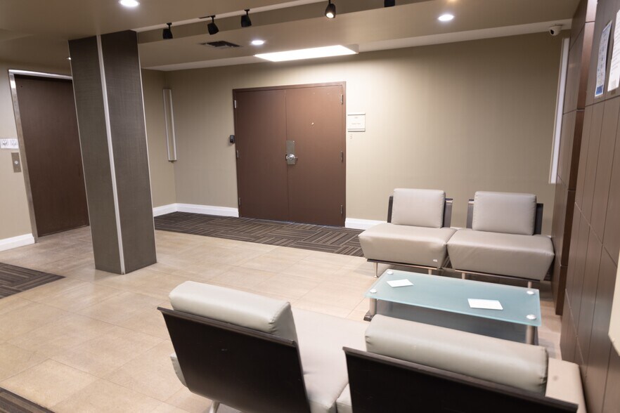 More Photos Of 5701 NW 88th Ave, Tamarac Office For Lease