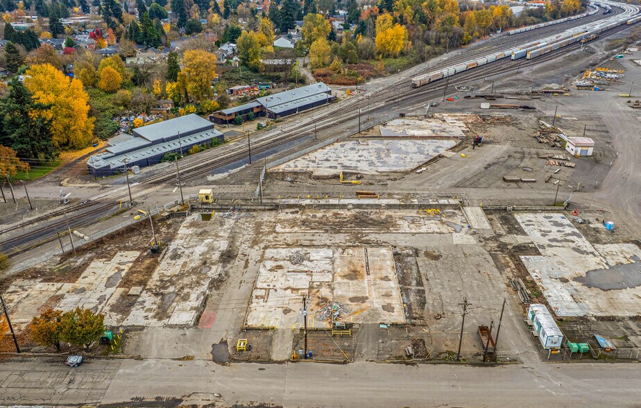 More Photos Of 10425 N Bloss Ave, Portland Land For Sale