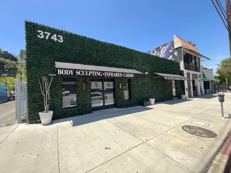 Primary Photo Of 3743 Cahuenga Blvd, Studio City Office For Lease