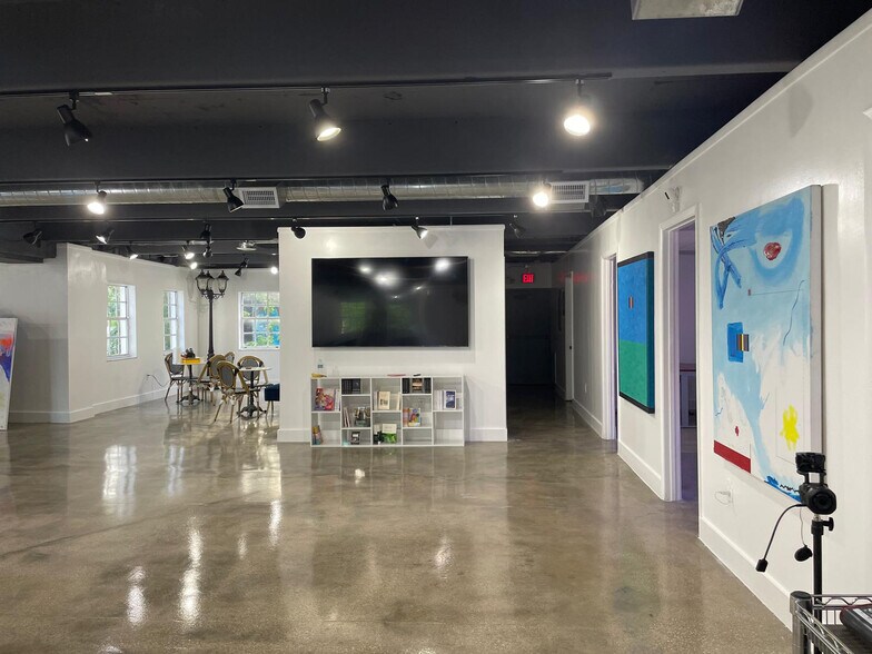 More Photos Of 5999 Biscayne Blvd, Miami Office For Lease