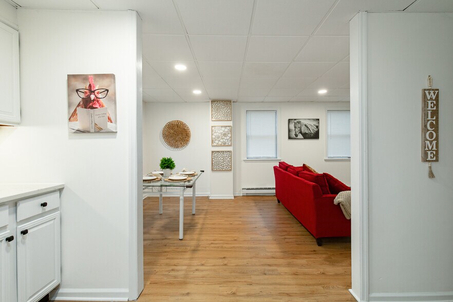 More Photos Of 48 Columbia St, Poughkeepsie Apartments For Sale