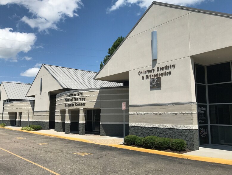 More Photos Of 905 N Battlefield Blvd, Chesapeake Medical For Lease