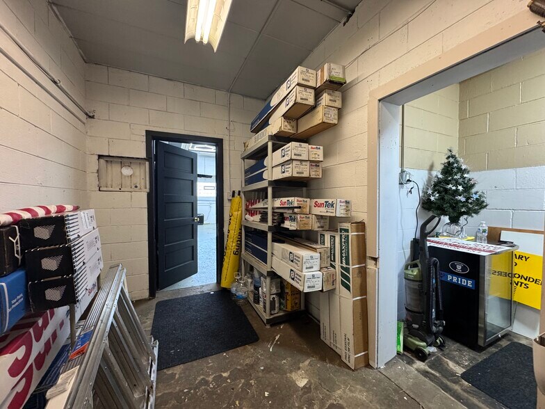 More Photos Of 13536 Morse St, Cedar Lake General Retail For Sale
