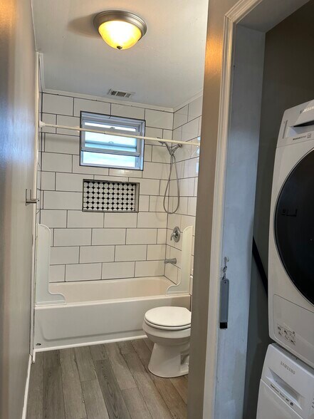 More Photos Of 751 Union Blvd, Allentown Storefront Retail Office For Sale