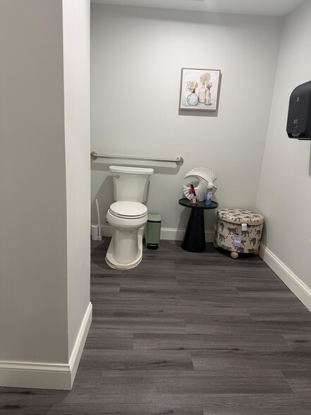 More Photos Of 53-55 Main St, Hackensack General Retail For Lease
