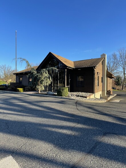 Primary Photo Of 1780 Swede Rd, Blue Bell Office For Sale