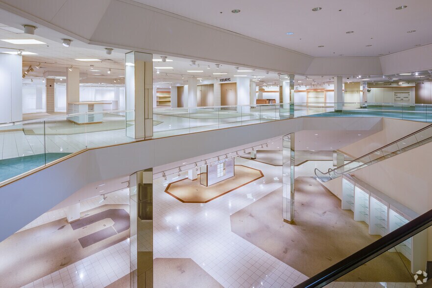 More Photos Of 3340 Mall Loop Dr, Joliet Department Store For Sale