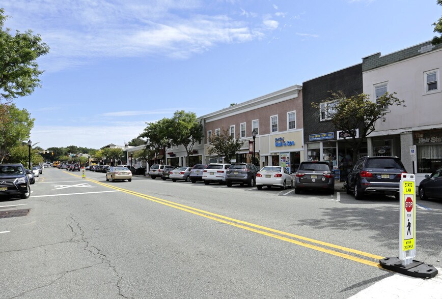 More Photos Of 210 Rock Rd, Glen Rock General Retail For Sale