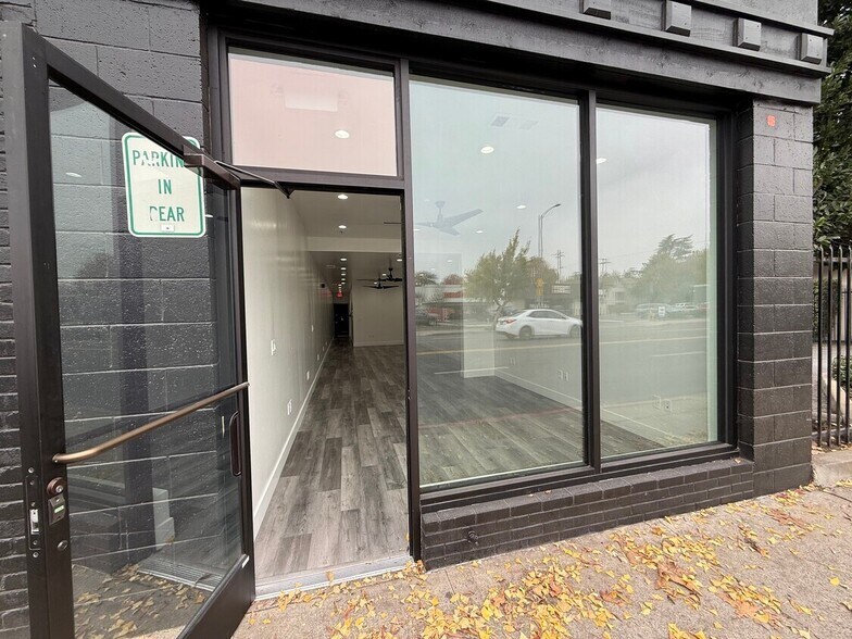 More Photos Of 514-520 McHenry Ave, Modesto Storefront For Lease