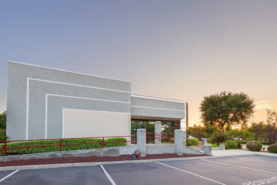 More Photos Of 1915 Aston Ave, Carlsbad Office For Sale