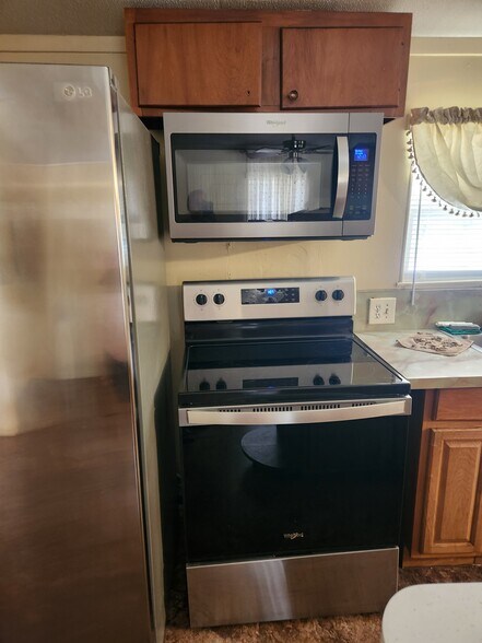 More Photos Of 23927 Alanwood Dr, San Antonio Manufactured Housing Mobile Home Park For Sale