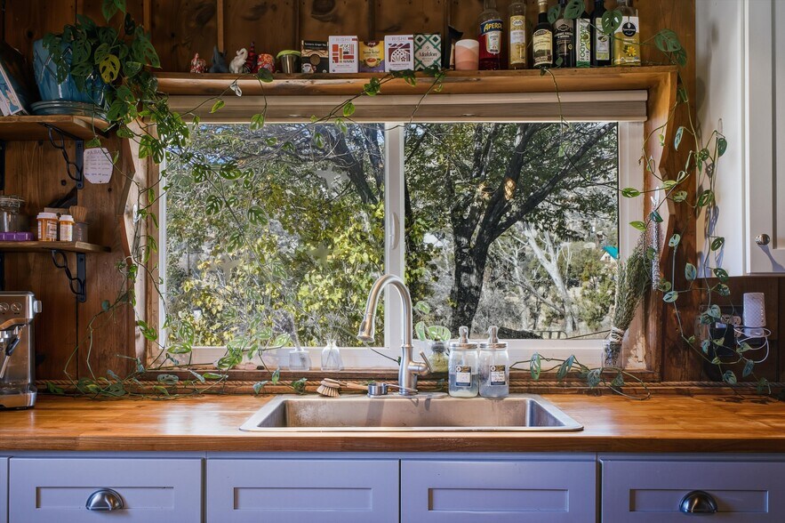 More Photos Of 24 Matisse Rd NE, Albuquerque Apartments For Sale