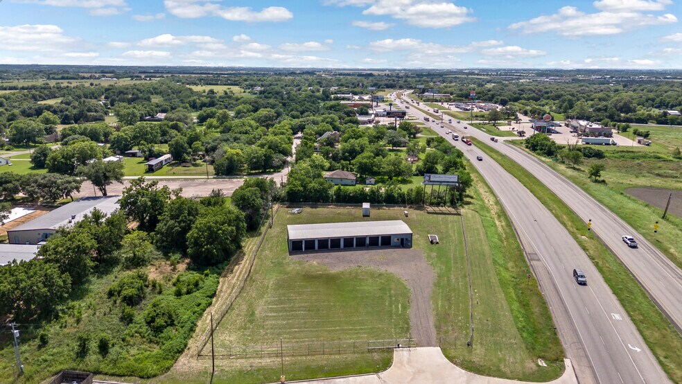 More Photos Of 9259 Hwy 290 E Hwy, Chappell Hill Auto Repair For Sale