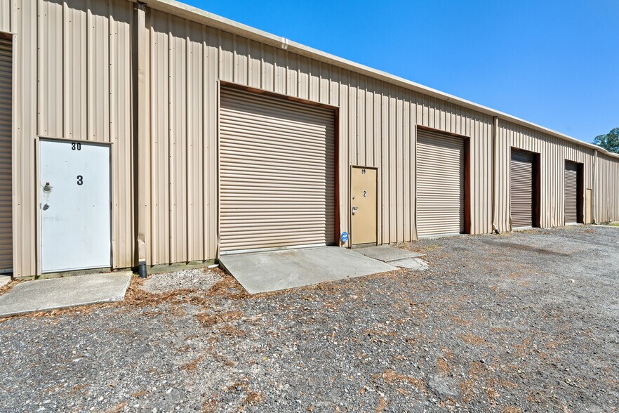 More Photos Of 30 Windsor Road, Savannah Industrial For Lease