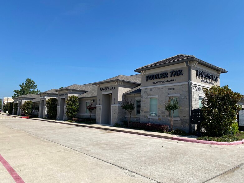 More Photos Of 12254 Queenston Blvd, Houston Medical For Sale
