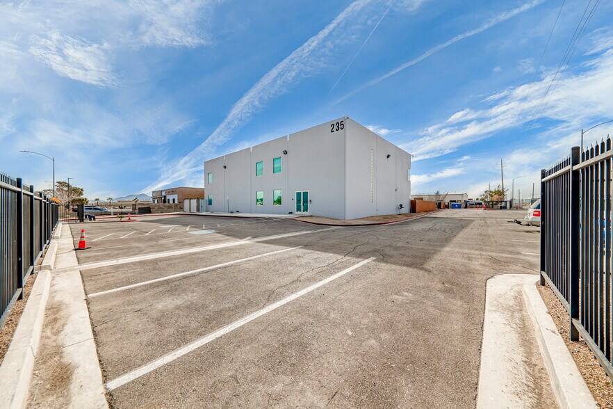 Primary Photo Of 235 W Brooks Ave, North Las Vegas Warehouse For Sale
