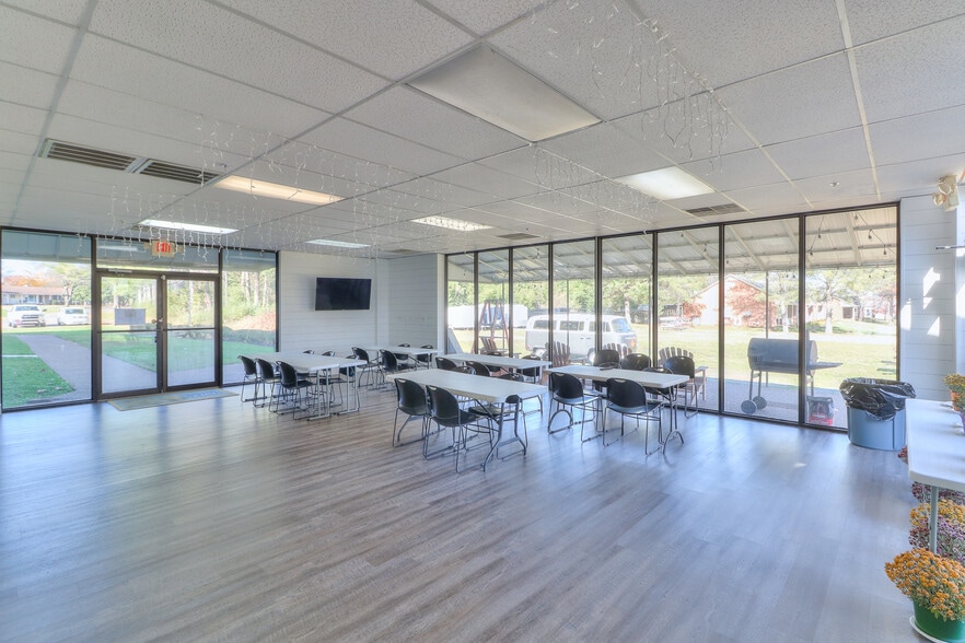 More Photos Of 605 River Rock Blvd, Murfreesboro Health Club For Lease