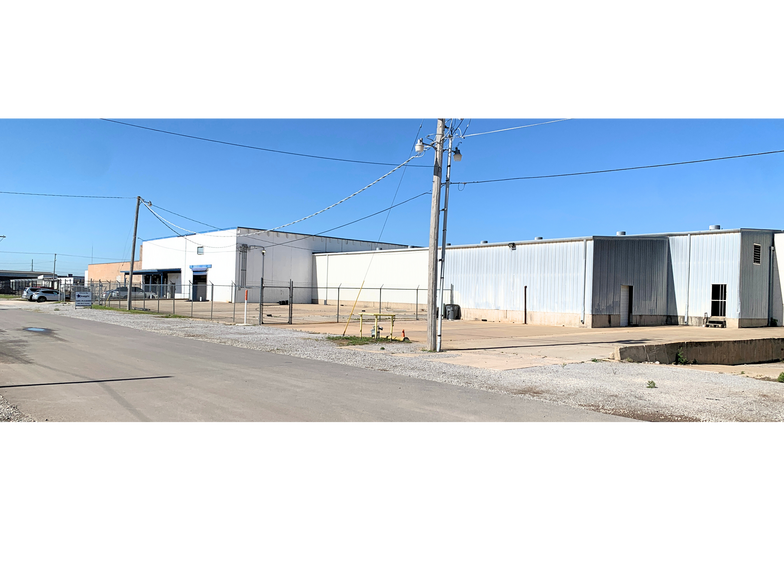 More Photos Of 215 SE Simpson St, Lawton Distribution For Sale