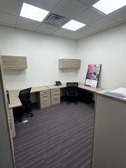 More Photos Of 11323 Rojas Dr, El Paso Warehouse For Lease