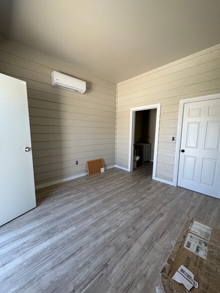 More Photos Of 5790 Rendon Bloodworth Rd, Fort Worth Industrial For Lease