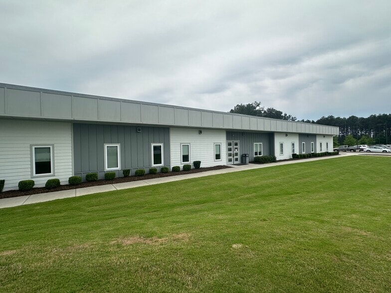 Primary Photo Of 1131 Northpoint Blvd, Blythewood Industrial For Lease