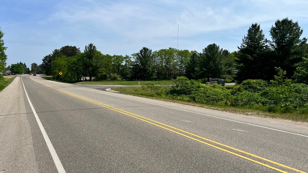 More Photos Of 8072 S Mackinaw Trl, Cadillac Land For Sale