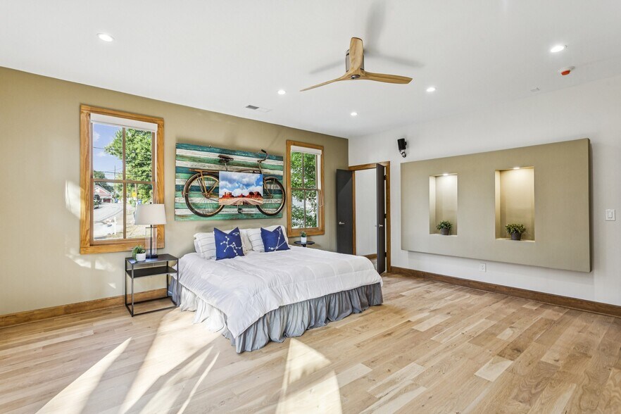 More Photos Of 692 Kirkwood Ave SE, Atlanta Storefront Retail Residential For Sale