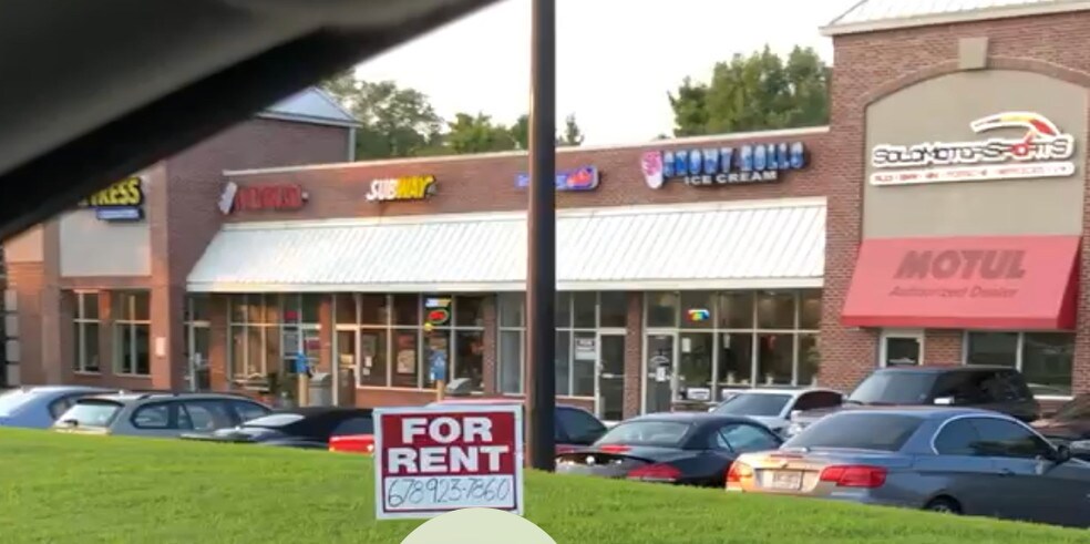 More Photos Of 5779 State Bridge Rd, Alpharetta General Retail For Lease