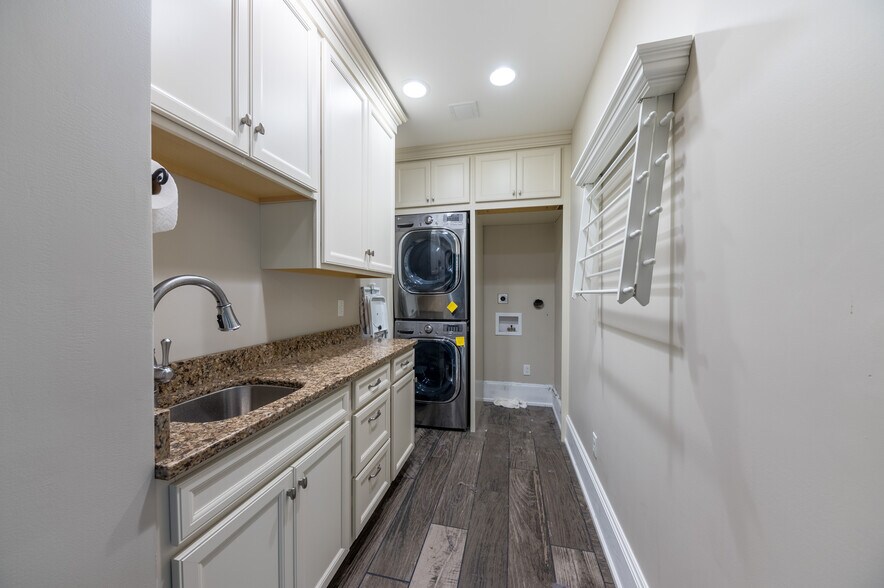 More Photos Of 145 School Rd, Mount Morris Office For Sale