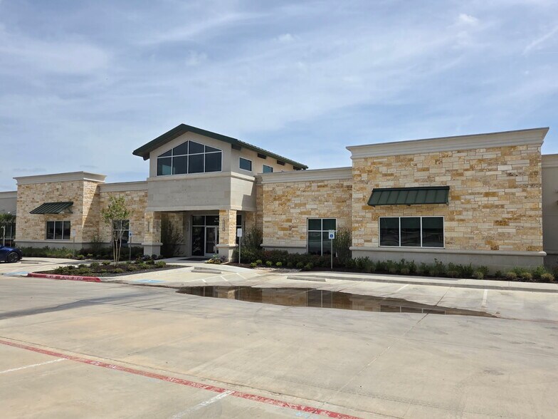 More Photos Of 1807 Keller Pky, Keller Office For Lease