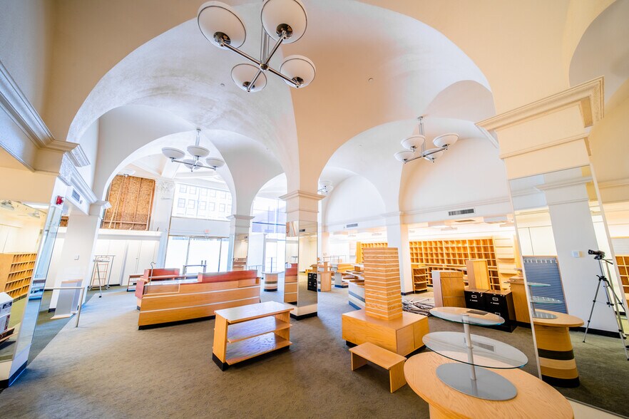 More Photos Of 136 S Main St, Salt Lake City Office For Lease