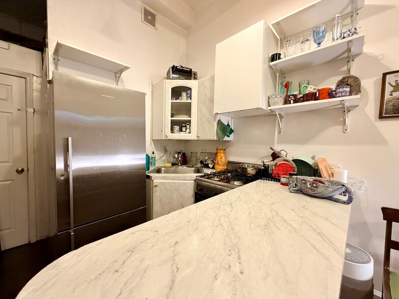 More Photos Of 197 Nassau Ave, Brooklyn Apartments For Sale