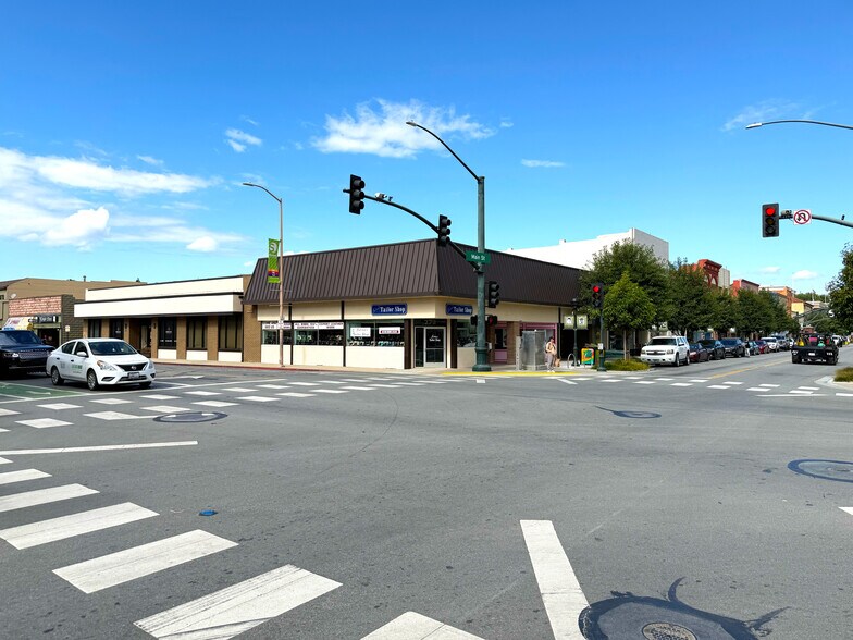 More Photos Of 262-272 Main St, Salinas Storefront Retail Office For Lease