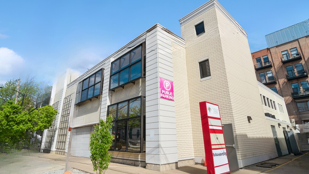 More Photos Of , Chicago Unknown For Sale