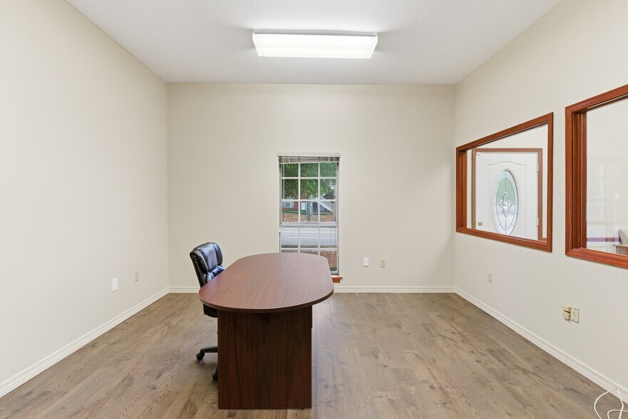 More Photos Of 723 Hardy St, Hattiesburg Office For Sale
