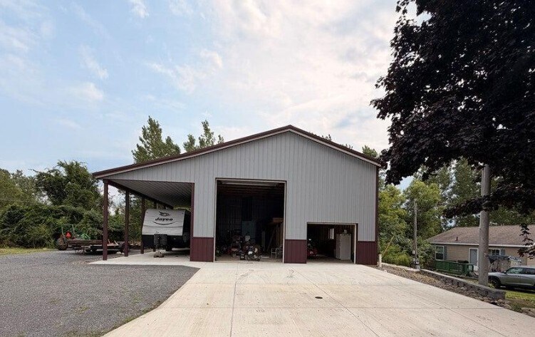 More Photos Of 378 Mitchell St, Oswego Industrial For Sale