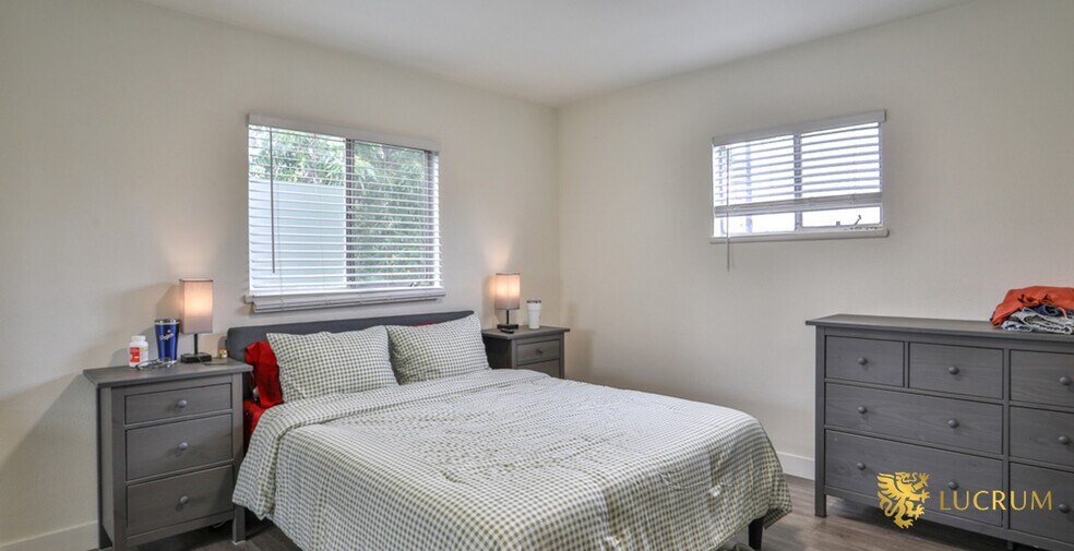 More Photos Of 6060 La Prada, Los Angeles Apartments For Sale