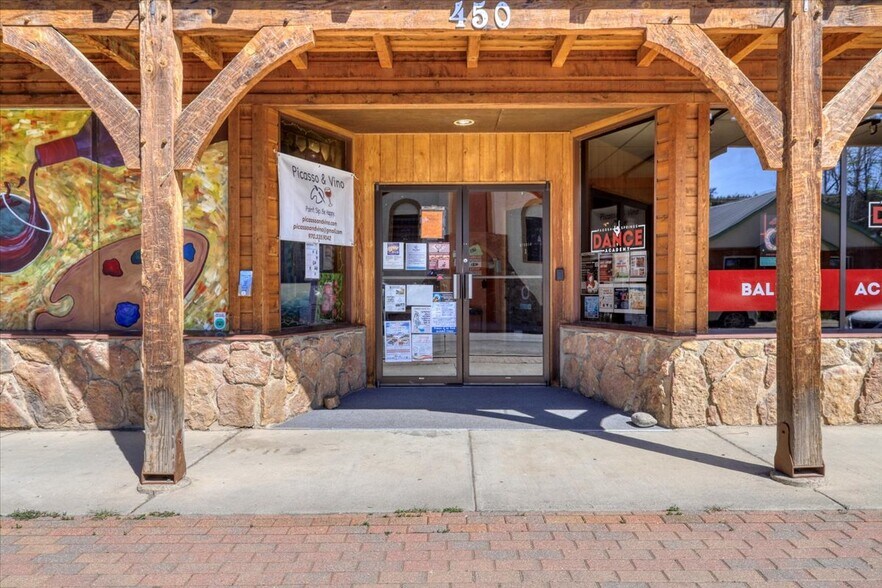 More Photos Of 450 Lewis St, Pagosa Springs Storefront Retail Residential For Sale